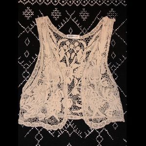 Cropped boho lace vest. Size S. in EUC